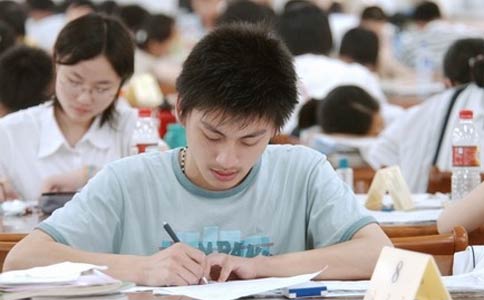南京得骥教育,高考复读的影响